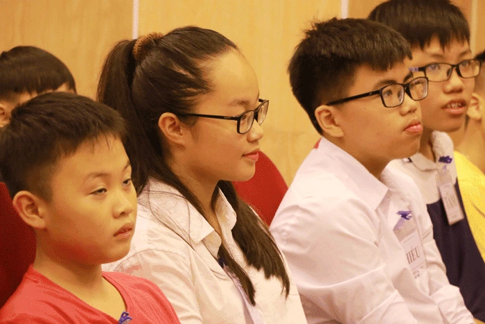 Cảm Nhận Khóa Học K49: Hành Trình Chuyển Hóa Của Những Thiếu Niên Siêu Đẳng