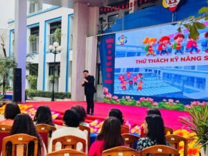 Khám Phá Hành Trình Thành Công: Diễn Giả Nguyễn Thế Việt Tiếp Lửa Cho Các “Tân Binh” Khối 5 - Giáo viên