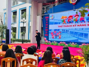 Khám Phá Hành Trình Thành Công: Diễn Giả Nguyễn Thế Việt Tiếp Lửa Cho Các “Tân Binh” Khối 5